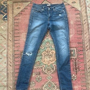Levi boyfriend fit skinny Sz. 26x32